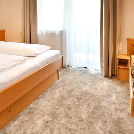 Eichenheim ゲストハウス 3*