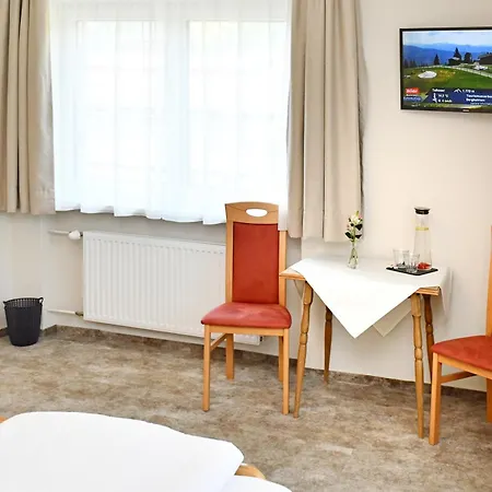 Konukevi Eichenheim 3*