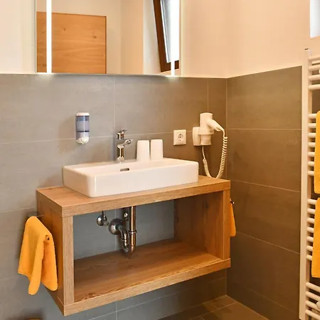 Eichenheim Guest house 3*